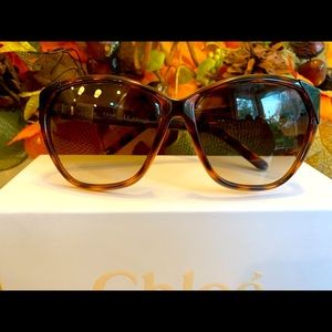 Chloe Woman’s Suns